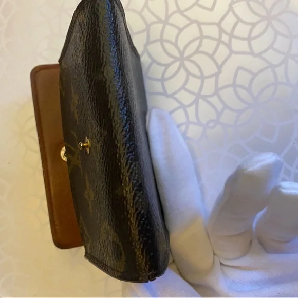 Louis Vuitton Card / Coin Purse - Picture 7 of 16